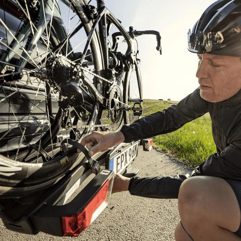Thule EasyFold XT bike rack - Image 9