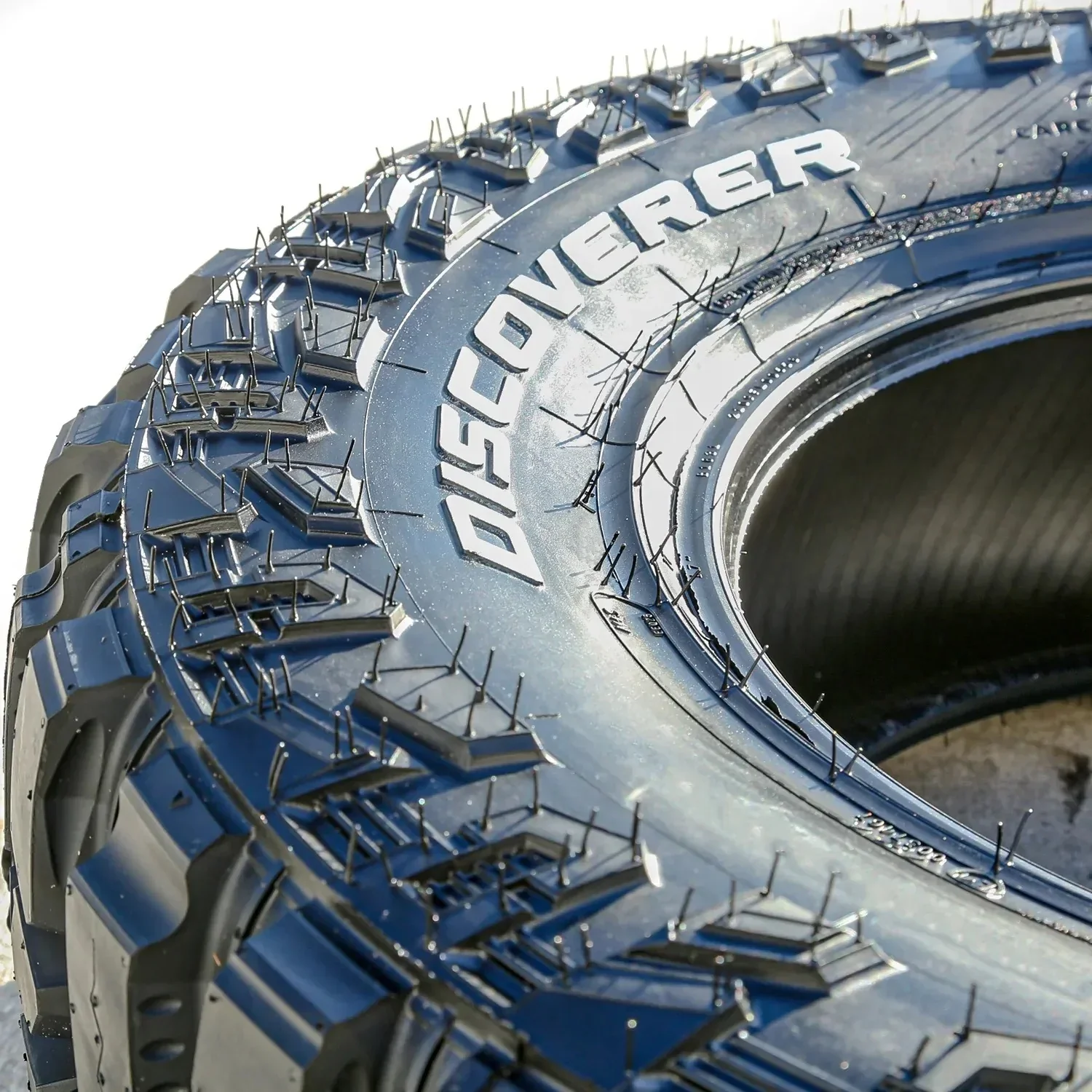 Set of 4 (FOUR) Cooper Discoverer STT Pro LT 275/70R18 125/122P E 10 Ply MT M/T Mud Tires - Image 3