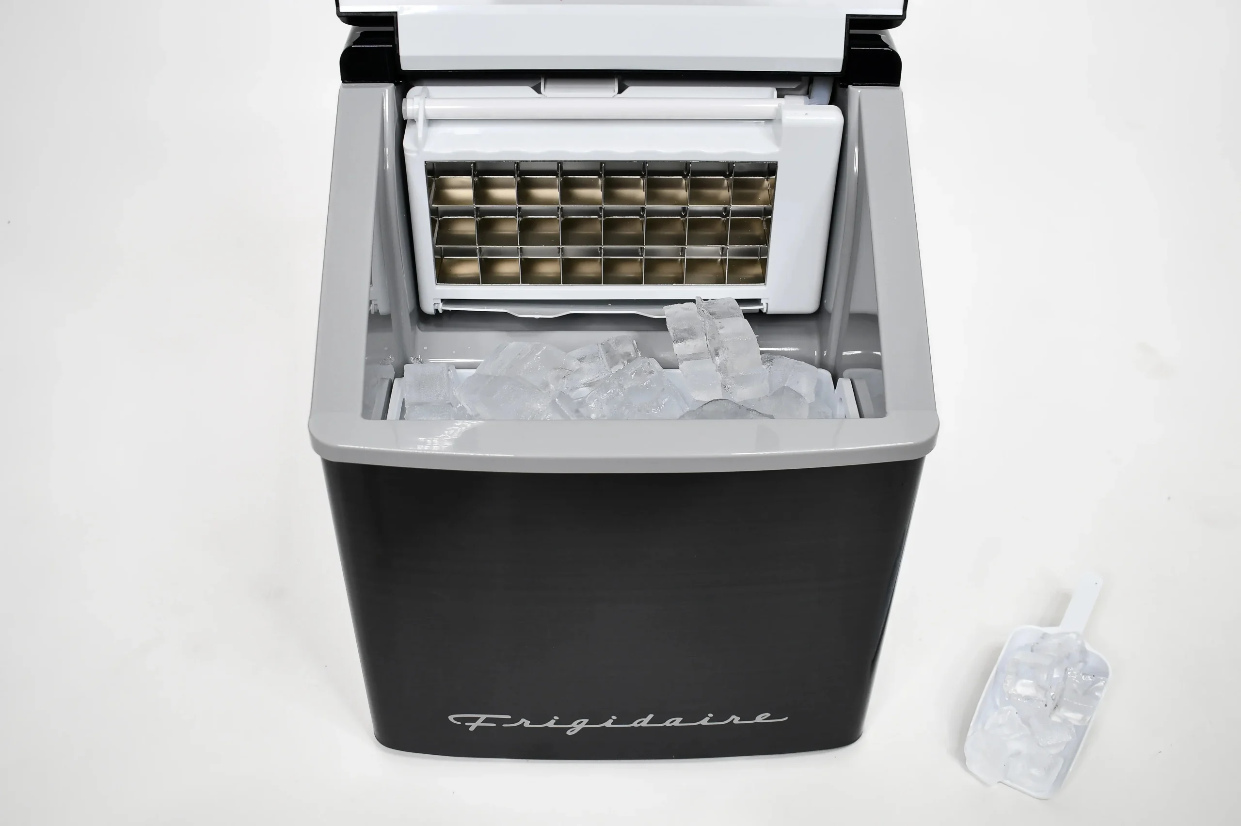 Frigidaire Countertop Clear Square Ice Maker, 40 lbs. Per Day - Stainless Steel - Image 29