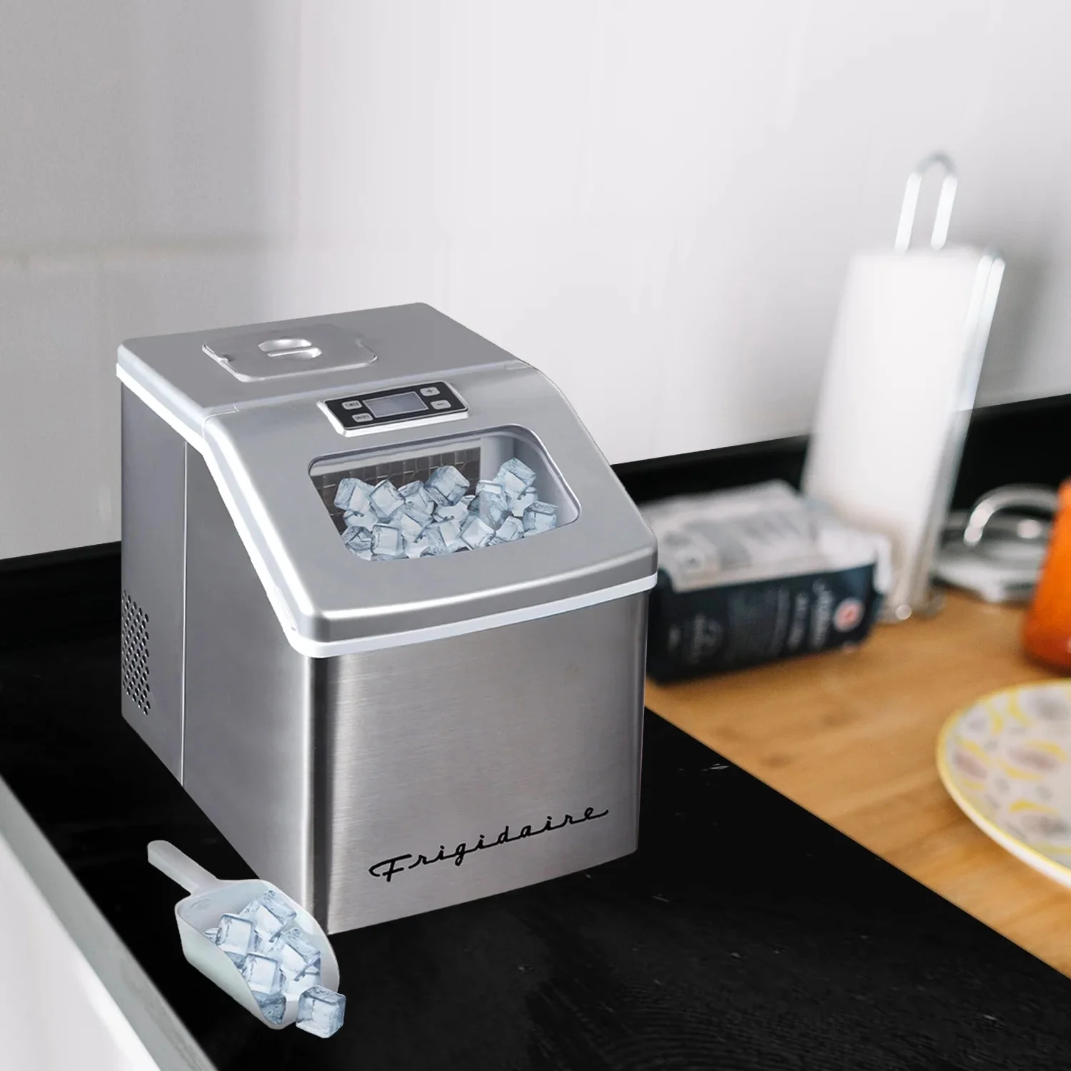 Frigidaire Countertop Clear Square Ice Maker, 40 lbs. Per Day - Stainless Steel - Image 9