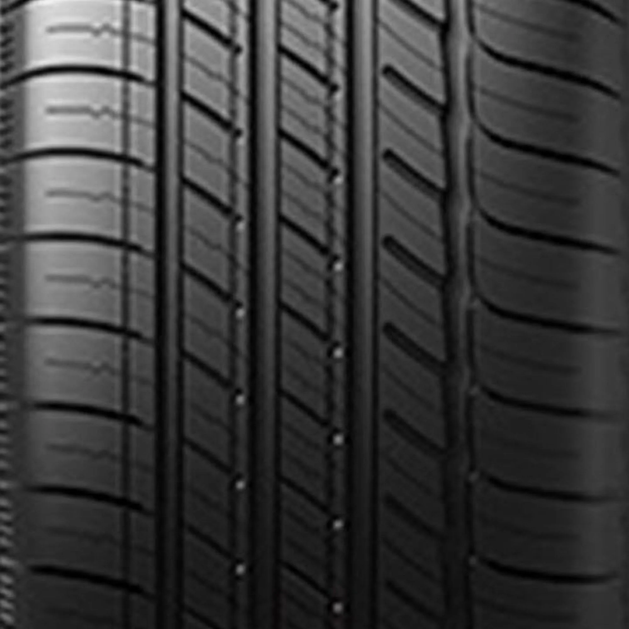 All season tires 315/40R21 111H - Image 4