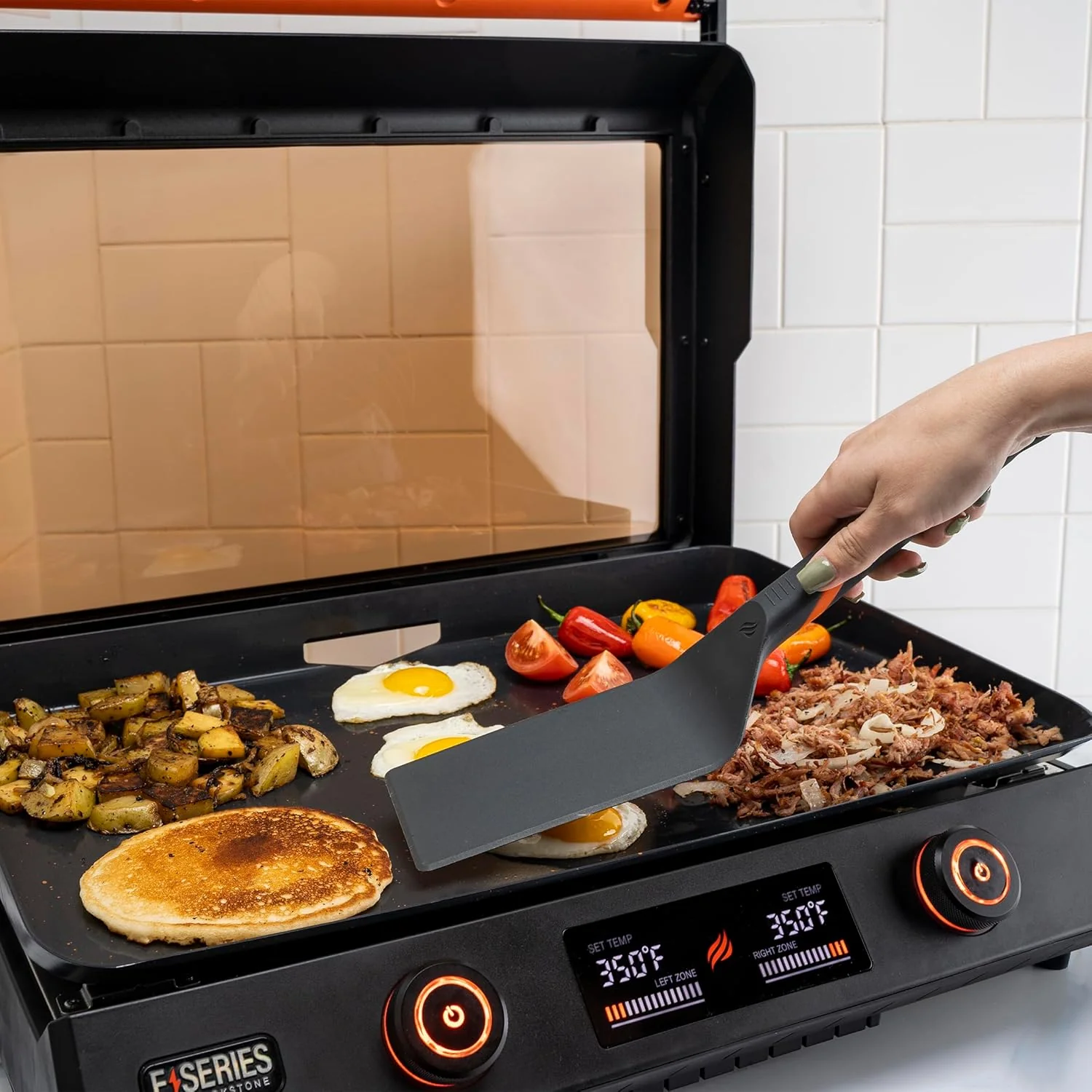Blackstone 22 Inch Electric Tabletop Griddle With Hood And Accessories - 8001 E-Series - Image 6