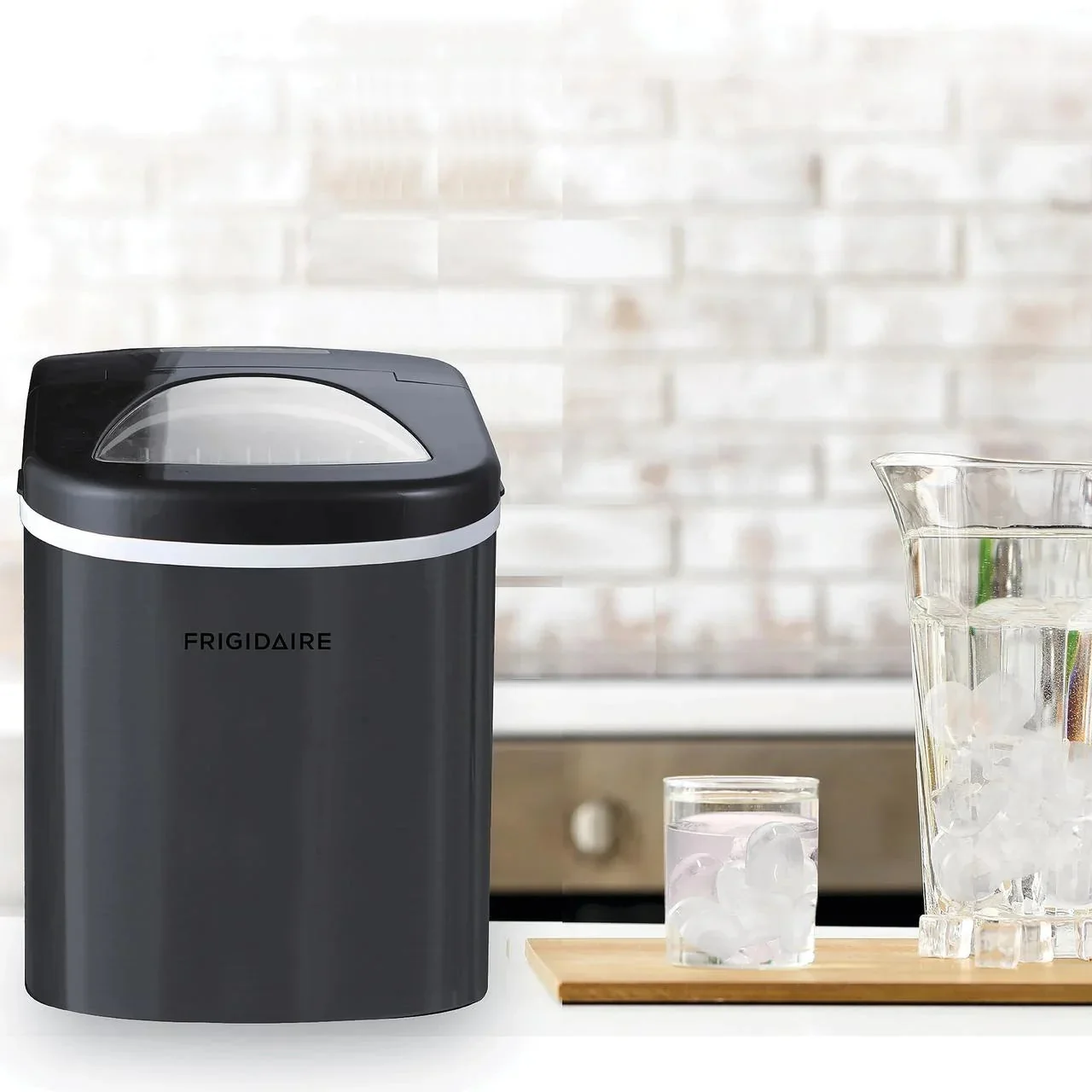 Frigidaire Portable Self-Cleaning Ice Maker, Black Stainless Steel - EFIC117-Ssblack_Sc - Image 7
