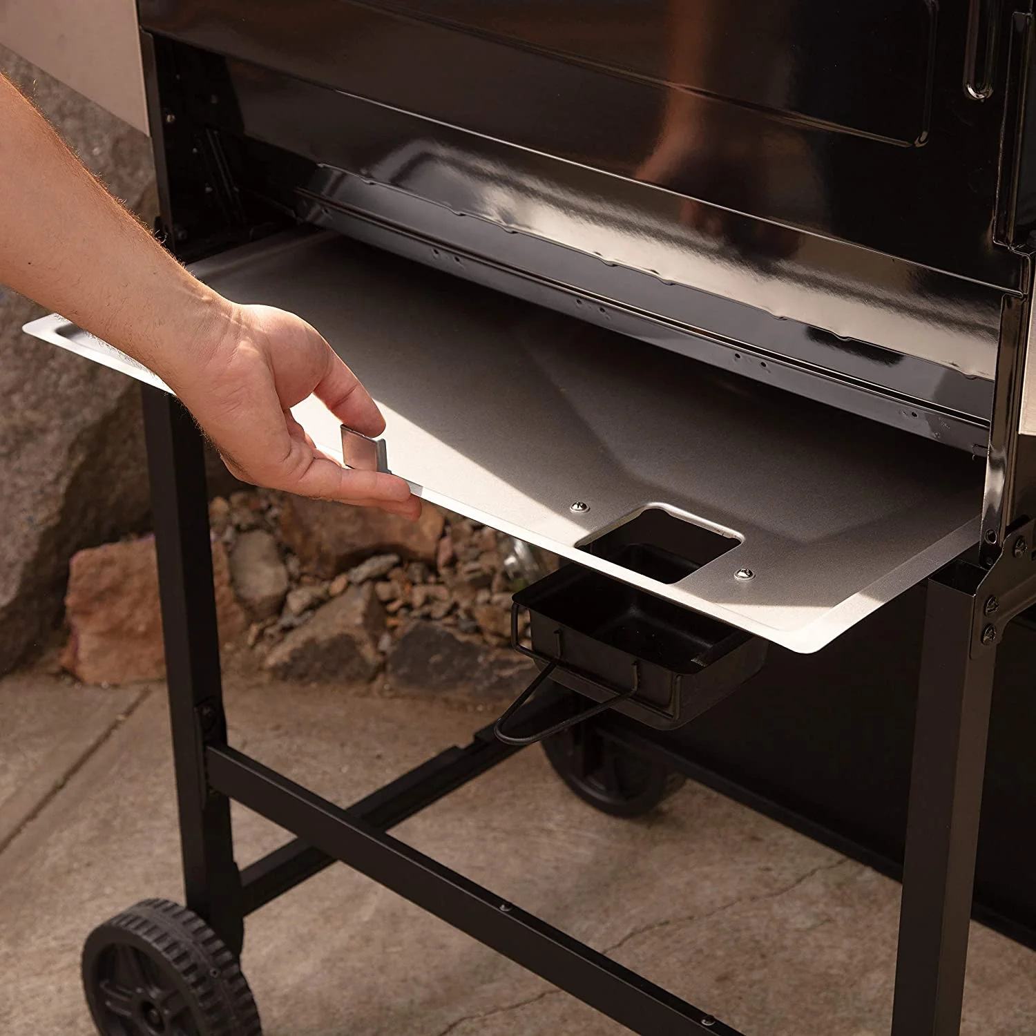 CGG-8500 Five-Burner Gas Grill with Side Burner - Image 5