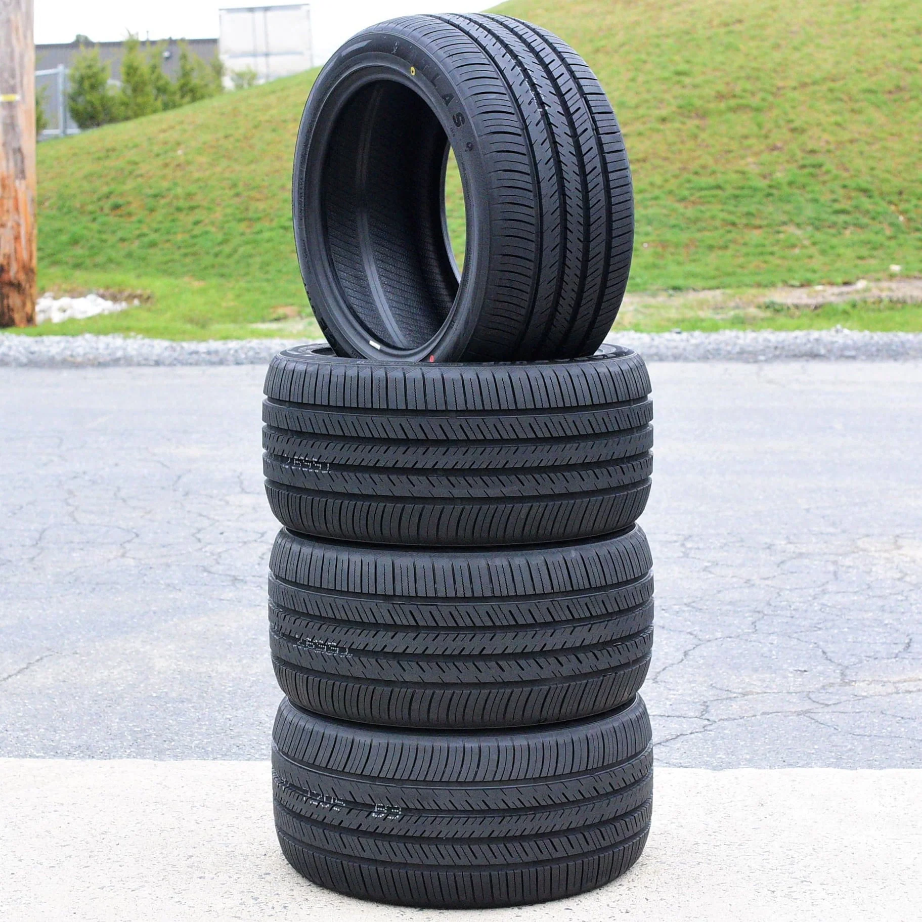 Set of 4 (four) 255/30R20 92W XL high performance full season tyres suitable for: 2016-23 Audi TTS Quattro base - Image 3