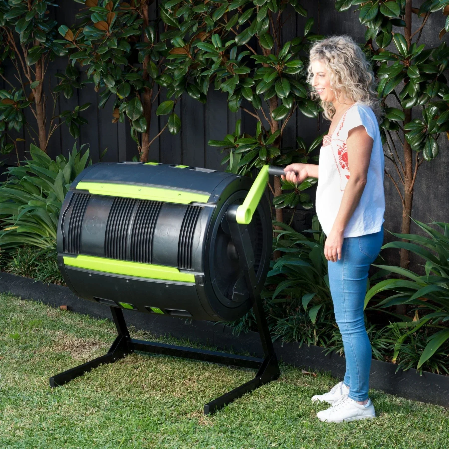 Maze 65-Gallon Compost Tumbler and Cart Set - Image 3