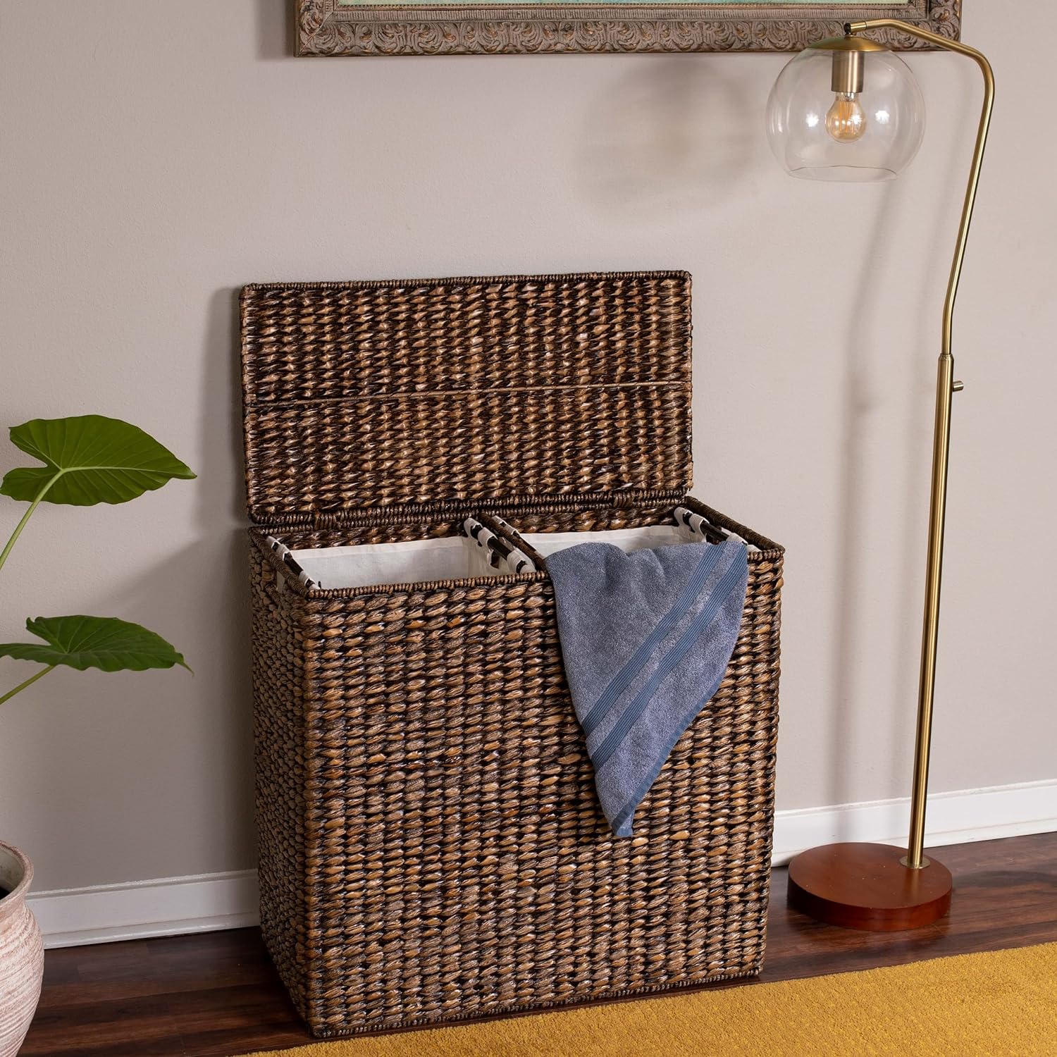 Sofia + Sam Oversized Divided Seagrass Hamper With 2 Canvas Liners, 28 x 14 x 27 Inches - 4602 - Image 12