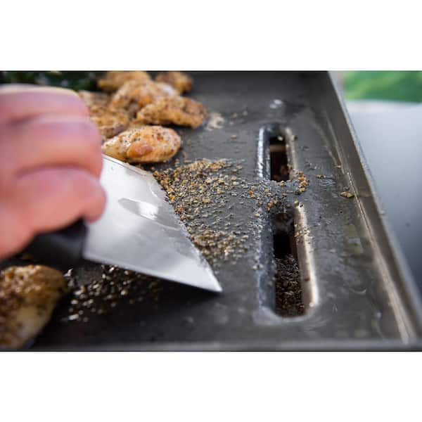 Daytona 3-Burner 30 in. Propane Gas Griddle in Black with Lid - Image 13