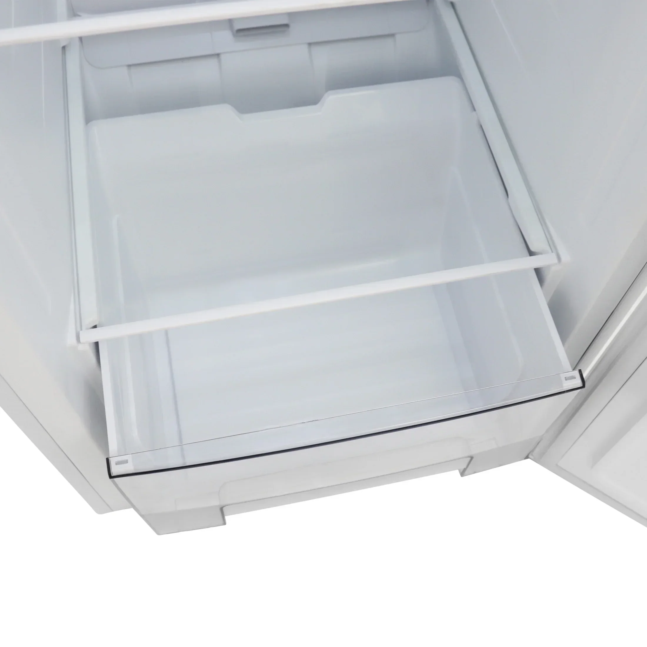 Avanti Vertical Freezer, 10.8 cu ft, White - AV1081VFK0W - Image 6