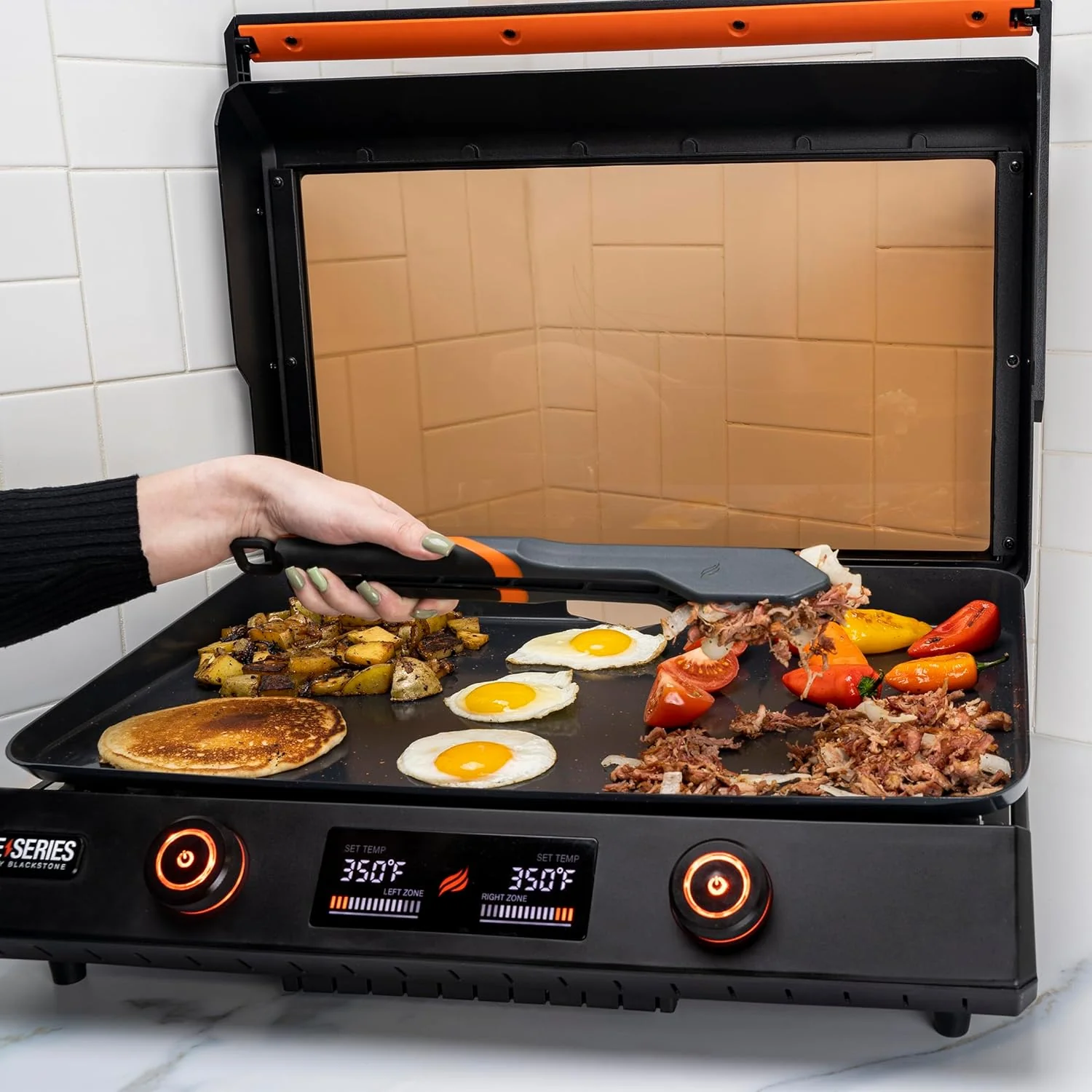 Blackstone 22 Inch Electric Tabletop Griddle With Hood And Accessories - 8001 E-Series - Image 4