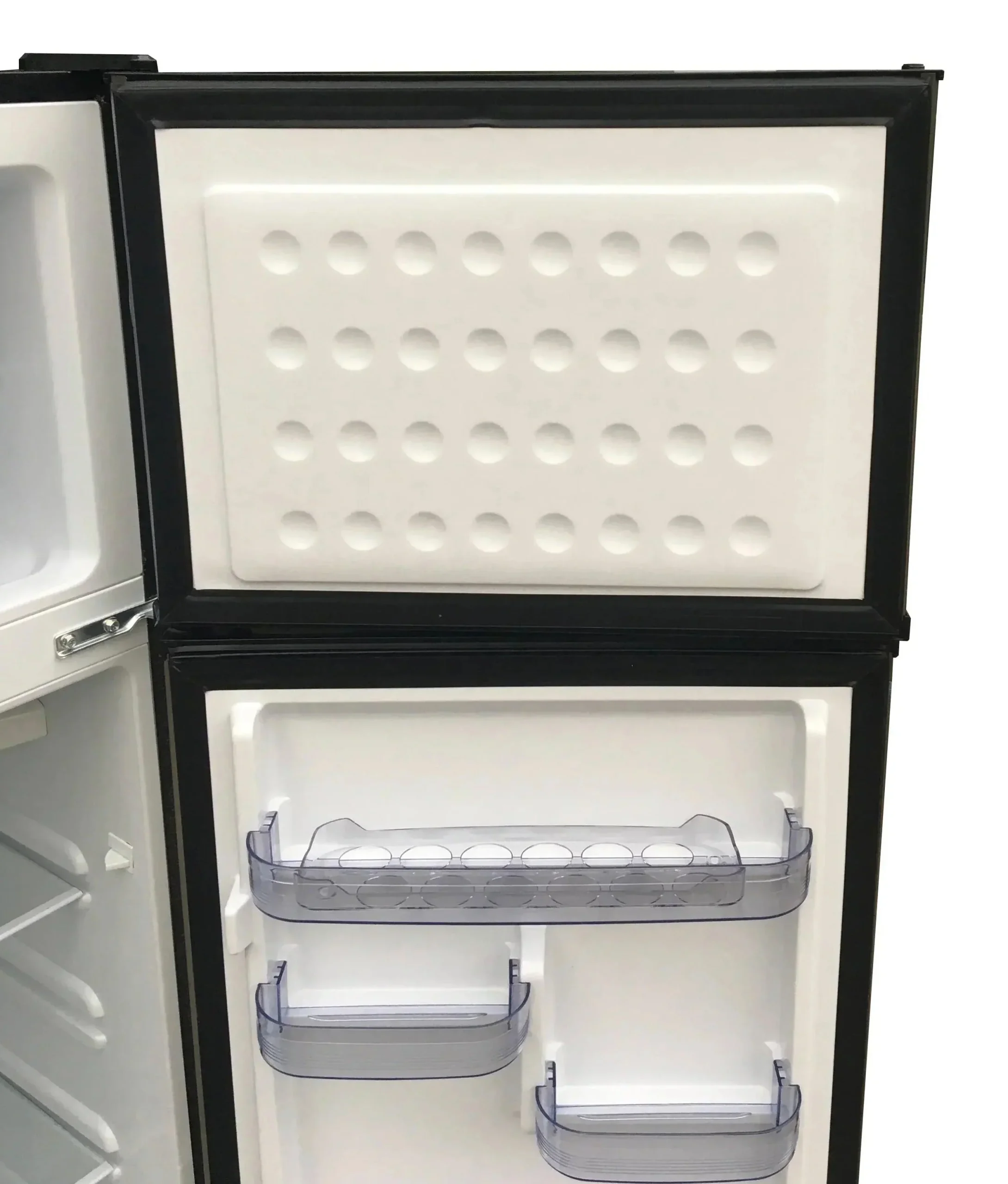 7.5 Cu Ft Top-Freezer Refrigerator, Platinum Series Stainless Look - EFR780-6COM - Image 4