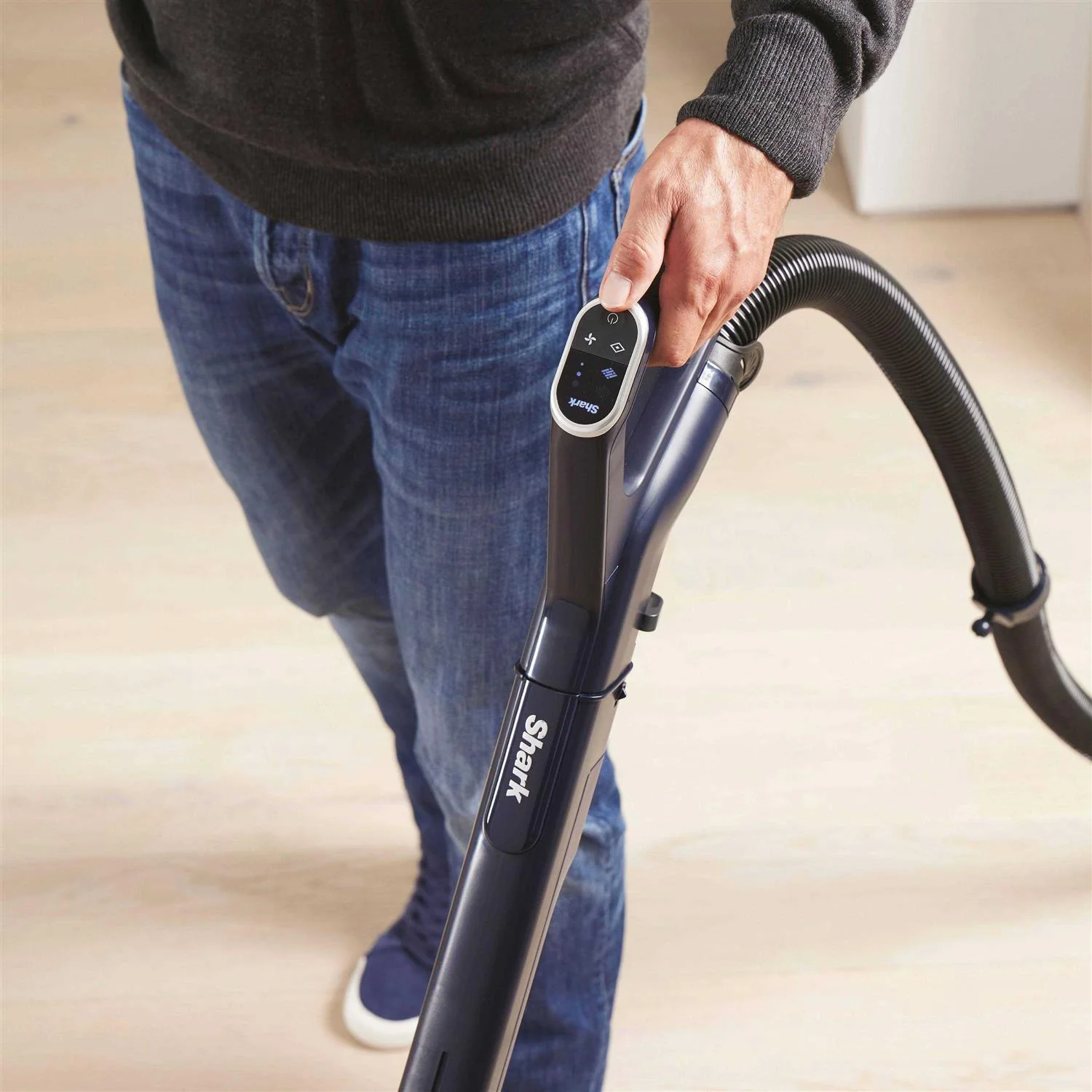 Shark Pet Bagless Corded Canister Vacuum - CZ351 - Image 5