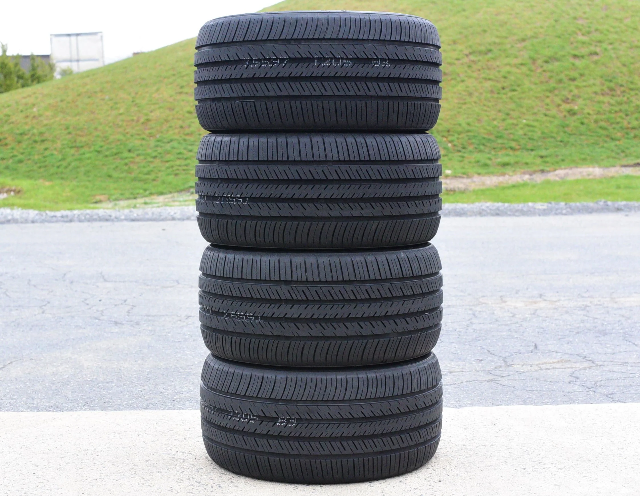 Set of 4 (four) 255/30R20 92W XL high performance full season tyres suitable for: 2016-23 Audi TTS Quattro base - Image 4