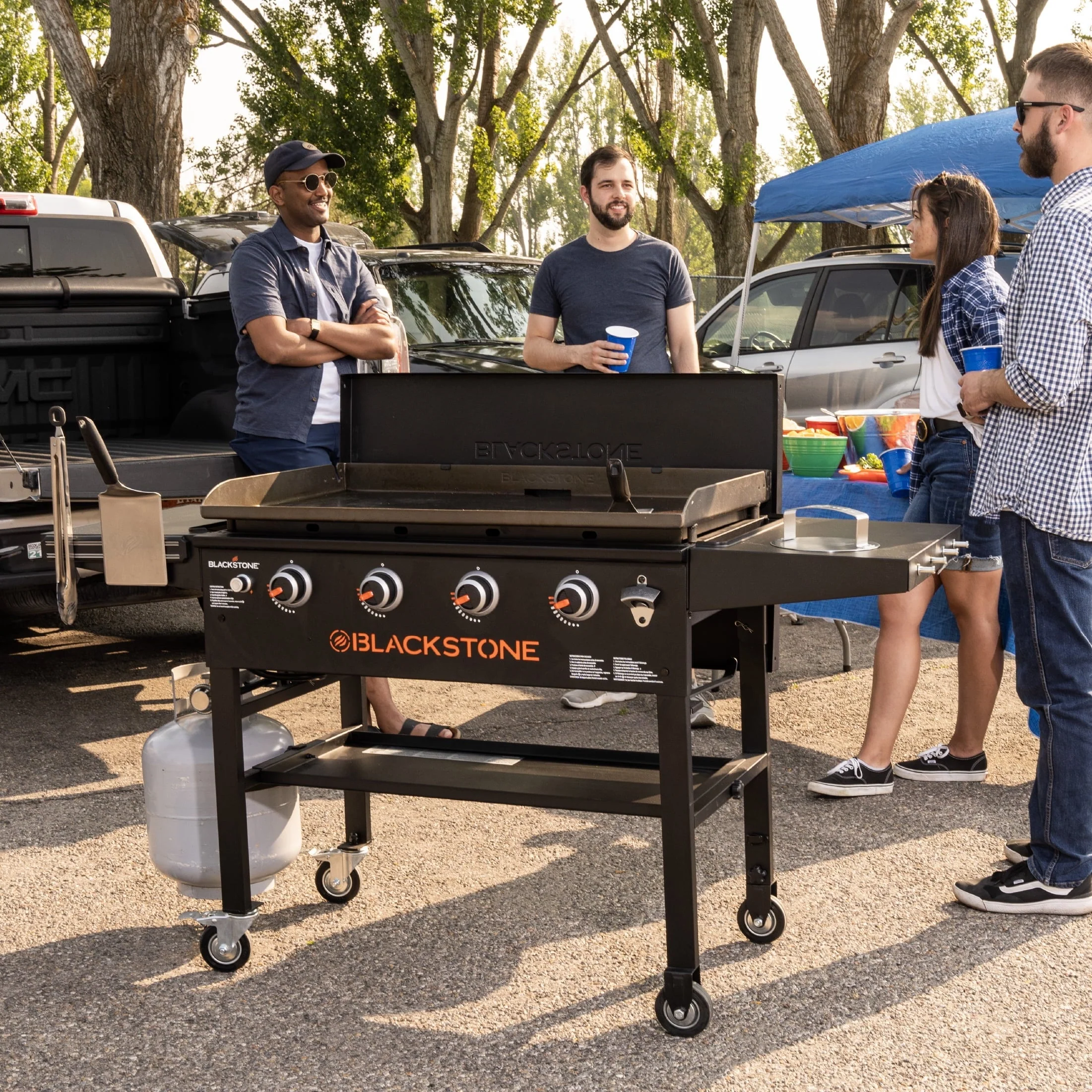 Blackstone Original 4-Burner 36" Propane Omnivore Griddle with Hard Cover - Image 2