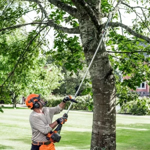 Husqvarna Gas String Trimmer, 28-cc 2-cycle, 20-in Straight Shaft, Attachment And Edger Capable - 330LK 970545001