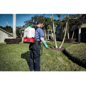 Milwaukee M18 Switch Tank 4 Gallon Backpack Sprayer - 2820-20PS