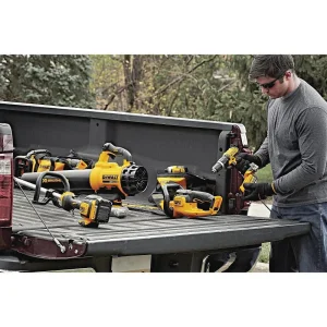 Dewalt 20V MAX Lithium-Ion 22 in Hedge Trimmer - DCHT820B