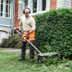 Husqvarna Gas String Trimmer, 28-cc 2-cycle, 20-in Straight Shaft, Attachment And Edger Capable - 330LK 970545001
