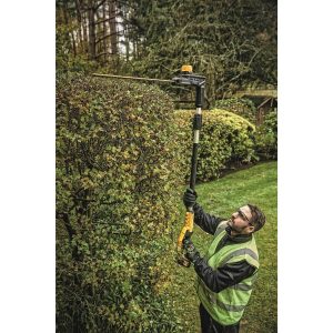 Dewalt 20V MAX Cordless Pole Saw And Pole Hedge Trimmer Combo Kit, 8 in Bar - DCKO86M1 (DCPS620/DCPH820)